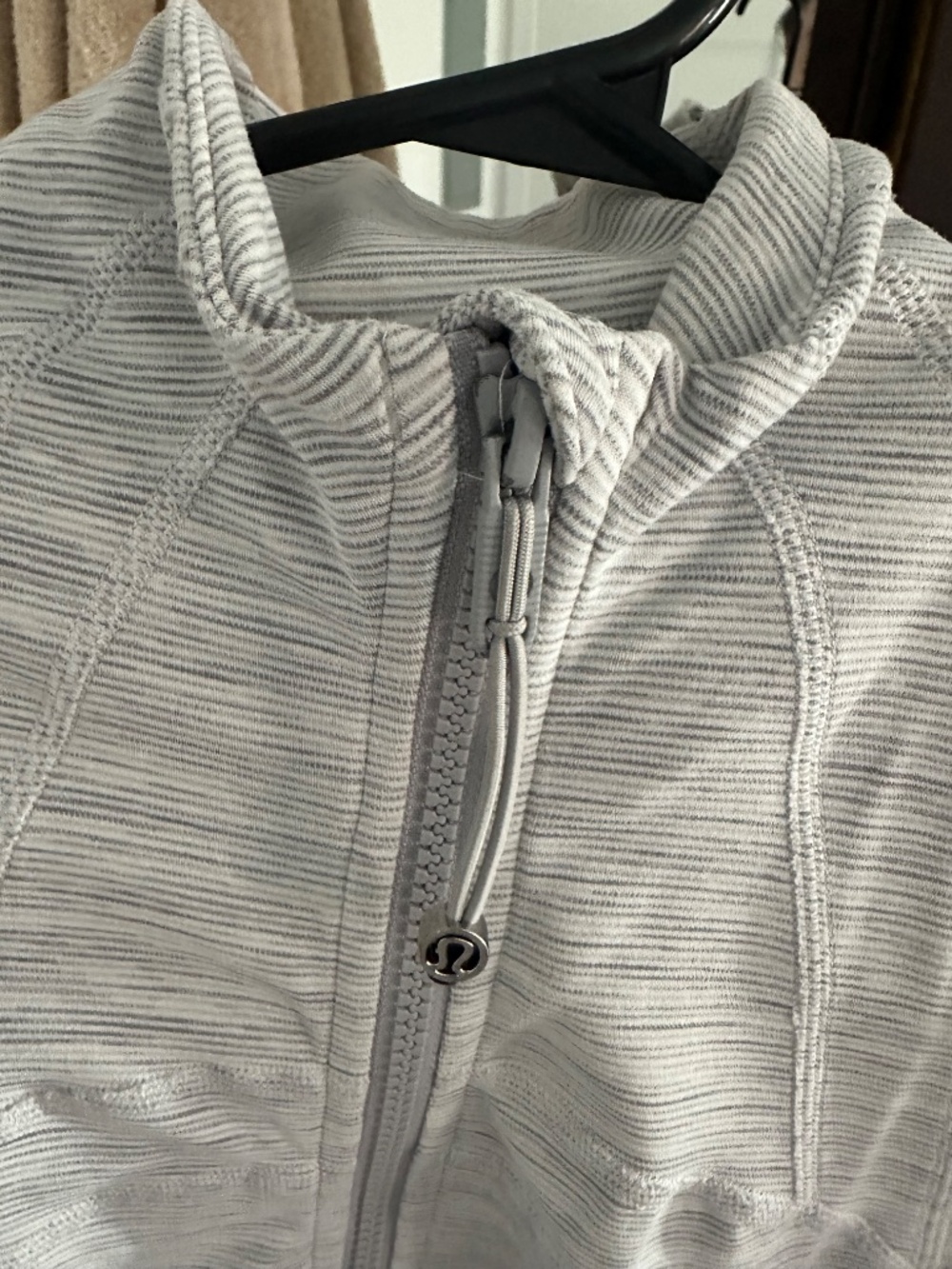 Lululemon Define Jacket Full Zip - Picture 3 of 4